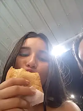 Snapshot of the_queen_of_street chatting on January 16, 2025, 7:07 am the queen of street online show from January 16, 2025, 7:07 am