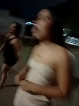 Snapshot of the_queen_of_street chatting on January 19, 2025, 1:21 am the queen of street online show from January 19, 2025, 1:21 am