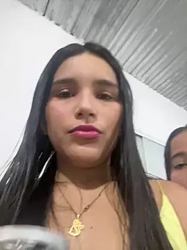 Snapshot of the_queen_of_street chatting on February 15, 2025, 2:26 am the queen of street online show from February 15, 2025, 2:26 am