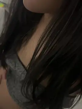 Snapshot of the_queen_of_street chatting on February 26, 2025, 2:59 am the queen of street online show from February 26, 2025, 2:59 am