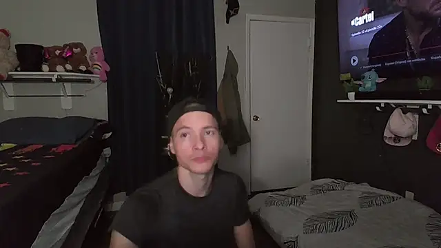 azzel19 online show from January 8, 2025, 2:14 am