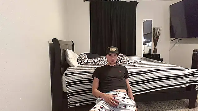 azzel19 online show from March 9, 2025, 1:04 am