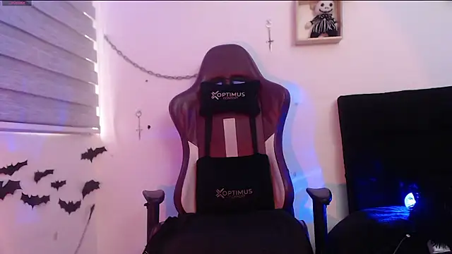 Snapshot of mistress__lilith chatting on February 16, 2026, 9:11 pm mistress lilith online show from February 16, 2026, 9:11 pm