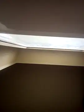 Lauren Amabel online show from October 18, 2025, 8:04 am