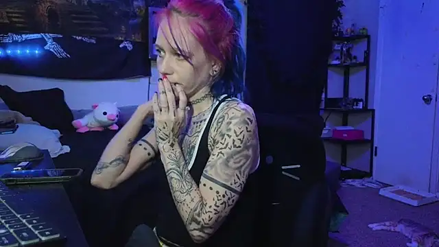 Snapshot of trashbrat chatting on January 14, 2026, 6:08 am trashbrat online show from January 14, 2026, 6:08 am