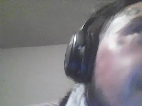Snapshot of justthetip4209 chatting on May 6, 2026, 1:57 am justthetip4209 online show from May 6, 2026, 1:57 am