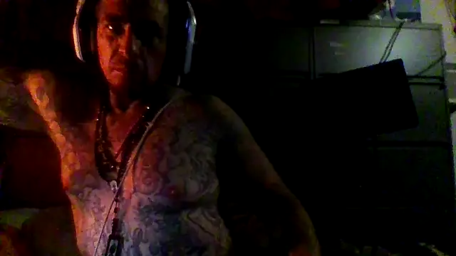 Snapshot of justthetip4209 chatting on June 21, 2026, 12:30 pm justthetip4209 online show from June 21, 2026, 12:30 pm