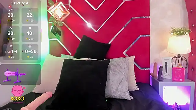 VeronicaOlson  online show from October 11, 2025, 4:01 am