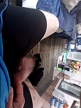 Snapshot of jayjay198080 chatting on November 17, 2025, 7:30 pm jayjay198080 online show from November 17, 2025, 7:30 pm