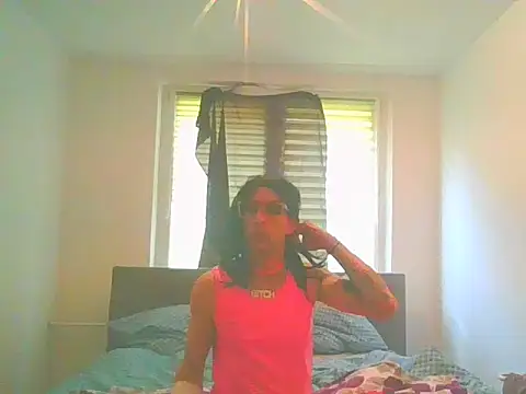 TamaraHardy online show from December 16, 2025, 9:25 am