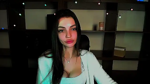 Lexi Jous online show from February 11, 2025, 6:33 pm