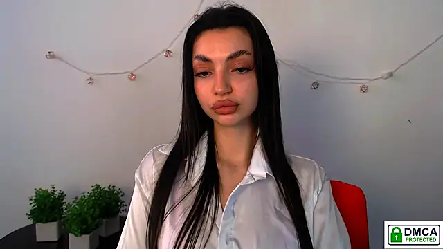 Lexi Jous online show from April 5, 2026, 1:52 pm