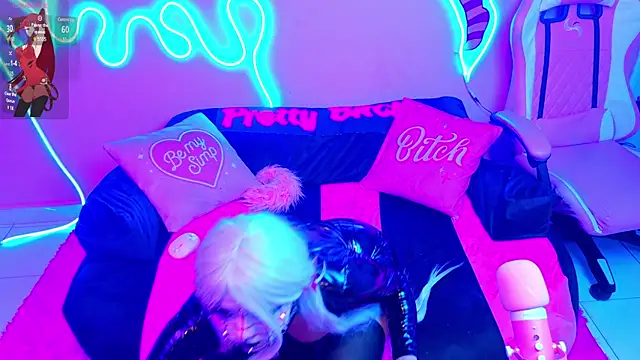 Snapshot of LaytonBox chatting on March 16, 2025, 3:04 am LaytonBox online show from March 16, 2025, 3:04 am