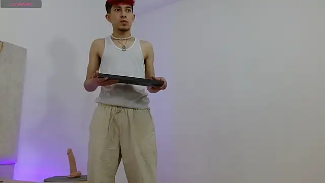 Axel tay online show from November 12, 2025, 11:54 am