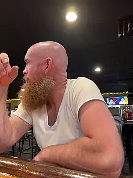 Snapshot of 32XRedBeard chatting on January 27, 2025, 5:26 pm 32XRedBeard online show from January 27, 2025, 5:26 pm