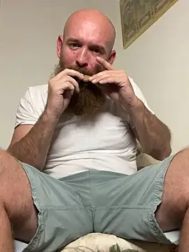 Snapshot of 32XRedBeard chatting on January 30, 2025, 7:15 pm 32XRedBeard online show from January 30, 2025, 7:15 pm