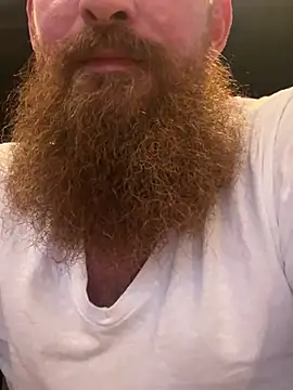 Snapshot of 32XRedBeard chatting on January 30, 2025, 10:19 pm 32XRedBeard online show from January 30, 2025, 10:19 pm