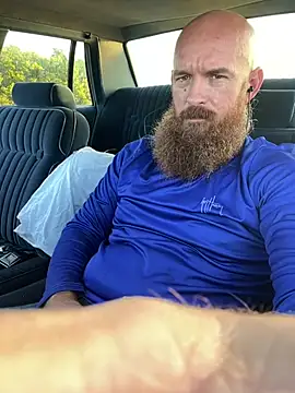 Snapshot of 32XRedBeard chatting on February 10, 2025, 12:39 pm 32XRedBeard online show from February 10, 2025, 12:39 pm