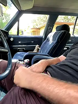 Snapshot of 32XRedBeard chatting on September 13, 2025, 3:34 pm 32XRedBeard online show from September 13, 2025, 3:34 pm