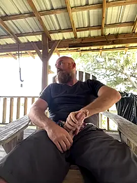 Snapshot of 32XRedBeard chatting on November 16, 2025, 6:24 pm 32XRedBeard online show from November 16, 2025, 6:24 pm