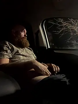 Snapshot of 32XRedBeard chatting on January 13, 2026, 11:37 am 32XRedBeard online show from January 13, 2026, 11:37 am