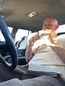 32XRedBeard online show from February 7, 2026, 9:40 pm