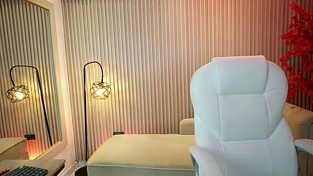 Snapshot of Emma_Walkerr_ chatting on September 10, 2025, 7:03 pm Emma Walkerr online show from September 10, 2025, 7:03 pm