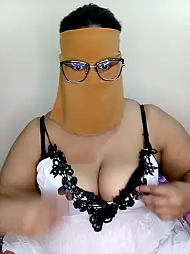 Samara-Bella online show from March 2, 2025, 7:34 pm