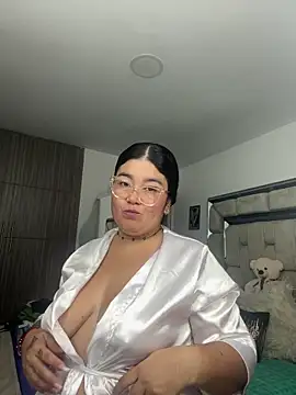 Snapshot of karla_hotgirl chatting on February 8, 2025, 2:58 am karla hotgirl online show from February 8, 2025, 2:58 am