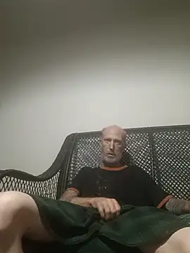 Snapshot of filthymind619 chatting on May 17, 2026, 10:17 pm filthymind619 online show from May 17, 2026, 10:17 pm