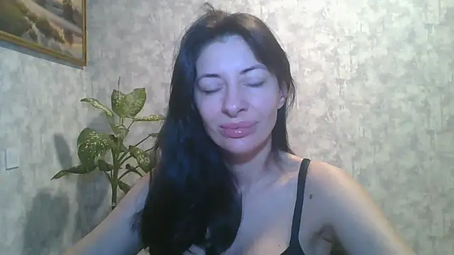 LissaBlossom online show from December 17, 2025, 4:51 am