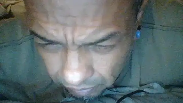 Snapshot of Nice_n_hairy580 chatting on December 14, 2025, 7:47 am Nice n hairy580 online show from December 14, 2025, 7:47 am