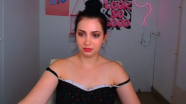 Amalia amor online show from August 5, 2026, 5:43 am