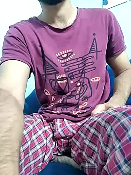 Snapshot of TOPMOON001 chatting on October 15, 2025, 8:36 am TOPMOON001 online show from October 15, 2025, 8:36 am