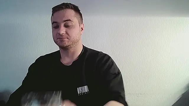 Snapshot of viamen chatting on February 16, 2026, 5:03 am viamen online show from February 16, 2026, 5:03 am