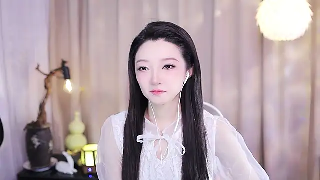 Zoe-99 online show from December 18, 2025, 11:49 am