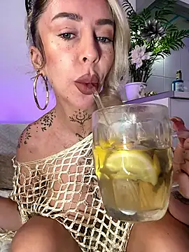 CheekyChels online show from January 11, 2026, 1:38 pm