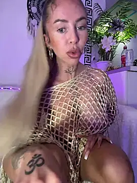 CheekyChels online show from February 6, 2026, 4:10 pm