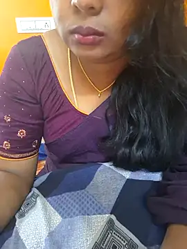 Snapshot of kanikasree chatting on February 26, 2025, 11:41 am kanikasree online show from February 26, 2025, 11:41 am