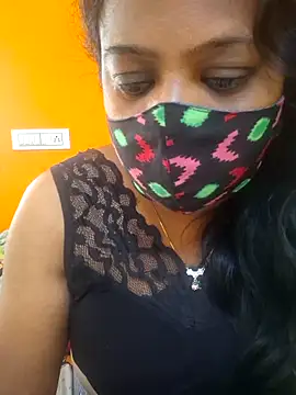 Snapshot of kanikasree chatting on December 17, 2025, 10:32 am kanikasree online show from December 17, 2025, 10:32 am