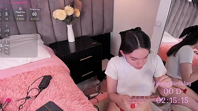 chelsea bolton  online show from October 13, 2025, 12:27 pm