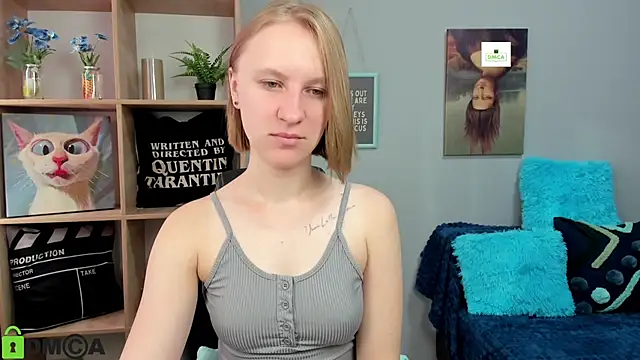Snapshot of BeautyBlondy chatting on September 18, 2025, 5:42 am BeautyBlondy online show from September 18, 2025, 5:42 am