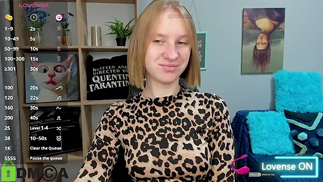 Snapshot of BeautyBlondy chatting on October 10, 2025, 5:39 am BeautyBlondy online show from October 10, 2025, 5:39 am