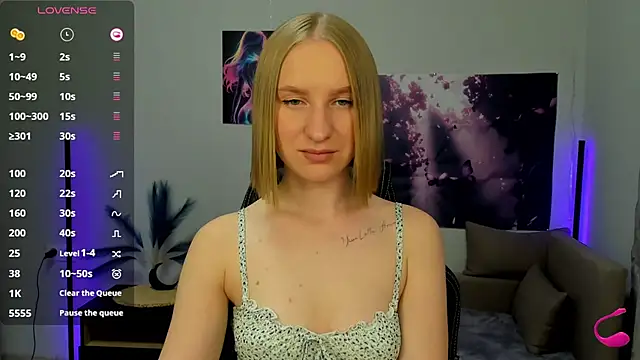 BeautyBlondy online show from October 16, 2025, 12:39 pm