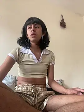 Snapshot of boysLittle chatting on February 10, 2026, 7:29 pm boysLittle online show from February 10, 2026, 7:29 pm