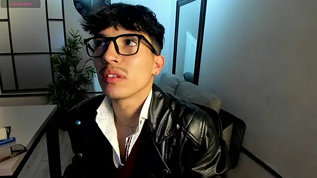 tim  fox online show from October 18, 2025, 11:55 am