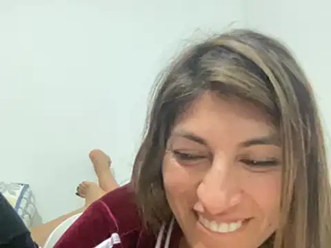 LunaBeya online show from March 10, 2025, 3:30 pm