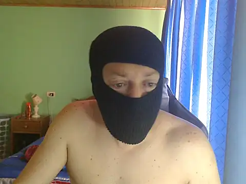 Snapshot of superfollador chatting on October 21, 2025, 10:32 pm superfollador online show from October 21, 2025, 10:32 pm