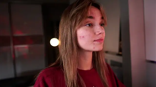 ileanacampbe online show from October 20, 2025, 4:57 am