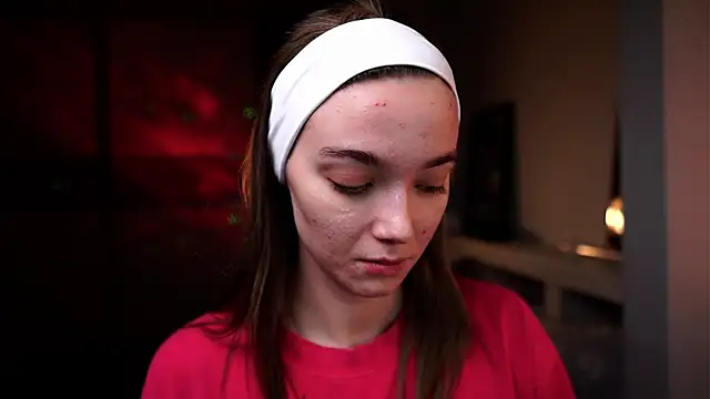 ileanacampbe online show from November 26, 2025, 5:19 am